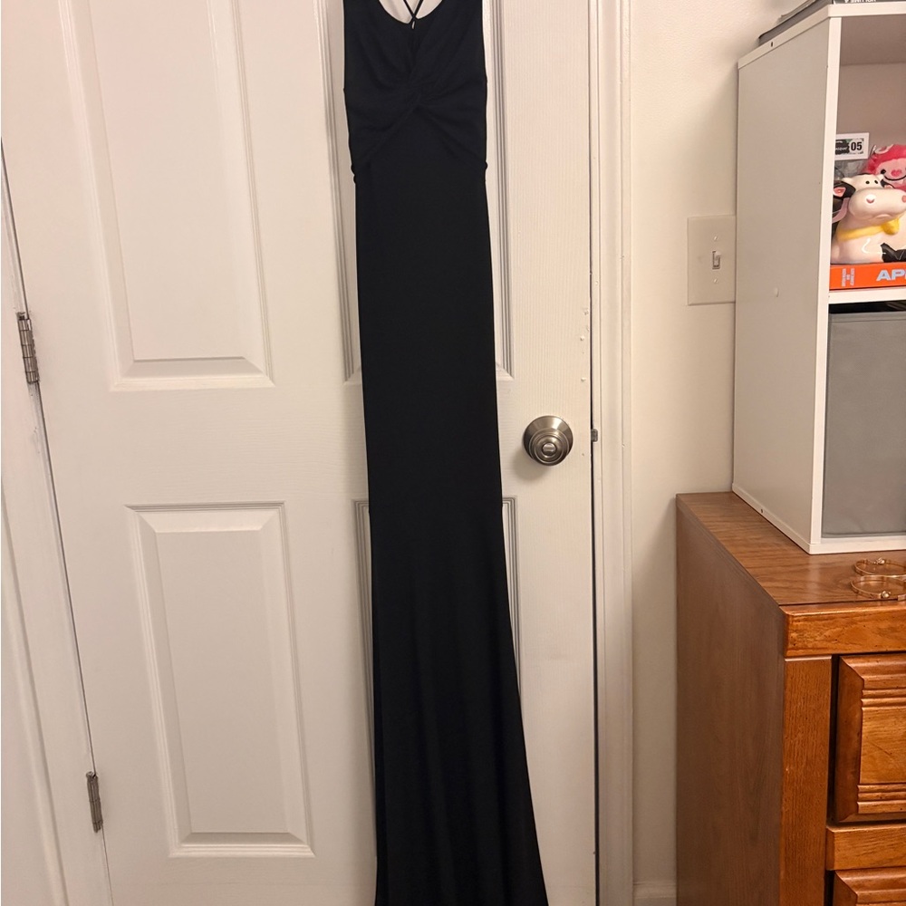 Vera Wang Black Twist-Front Maxi Dress